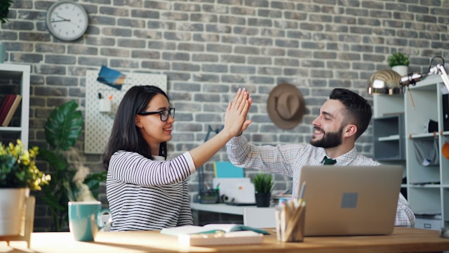 Cómo elegir la empresa de desarrollo de software correcta: 10 preguntas antes de firmar