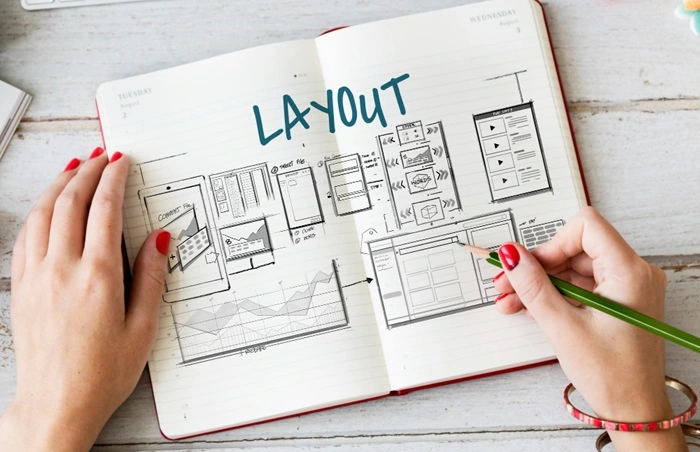 Diseño web para empresas de servicios: qué estructura convierte más visitas en reuniones