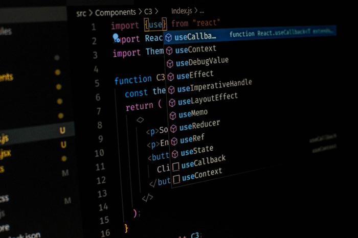 Next.js y desarrollo web a medida: por qué las empresas están dejando las plantillas